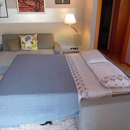 Casa Adela Leilighet Desenzano del Garda Eksteriør bilde
