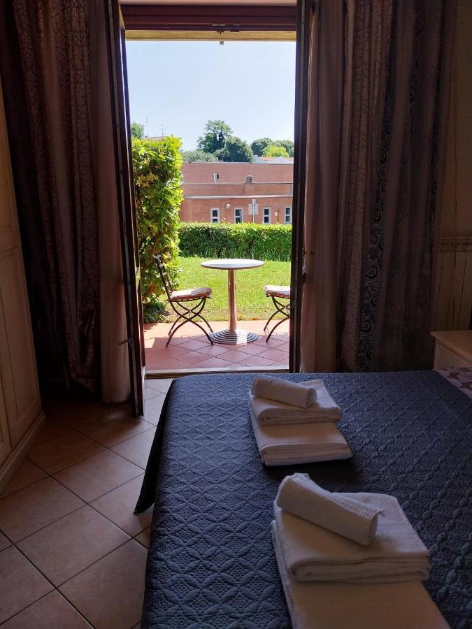 Casa Adela Leilighet Desenzano del Garda Eksteriør bilde
