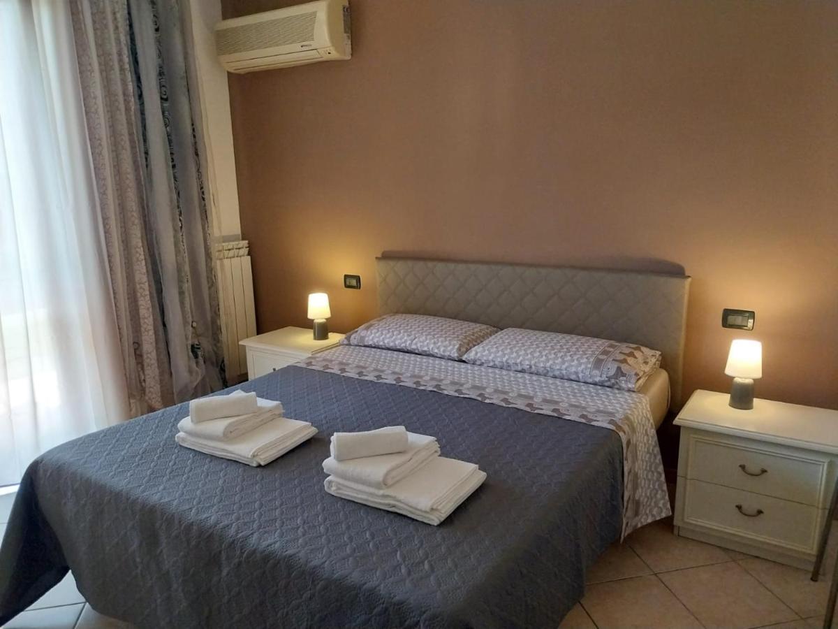 Casa Adela Leilighet Desenzano del Garda Eksteriør bilde