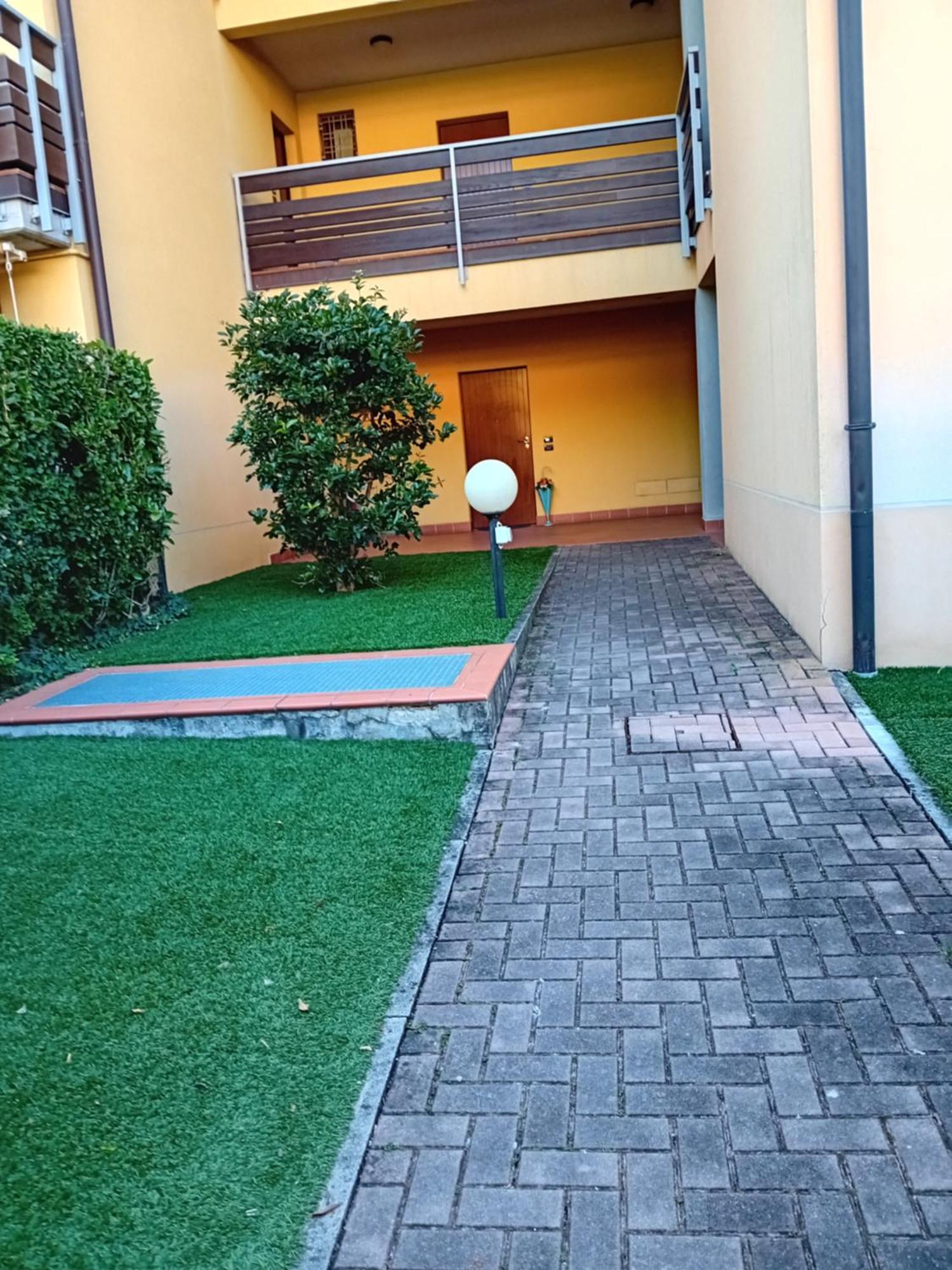 Casa Adela Leilighet Desenzano del Garda Eksteriør bilde
